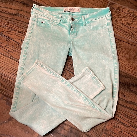 Denim - Hollister Mint Skinny Jeans Size 27